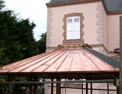 Kiosque en cuivre